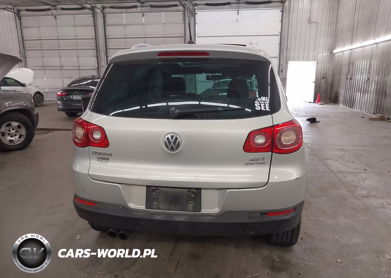 2010 Volkswagen Tiguan Se VIN:WVGBV7AX6AW000769 - 16