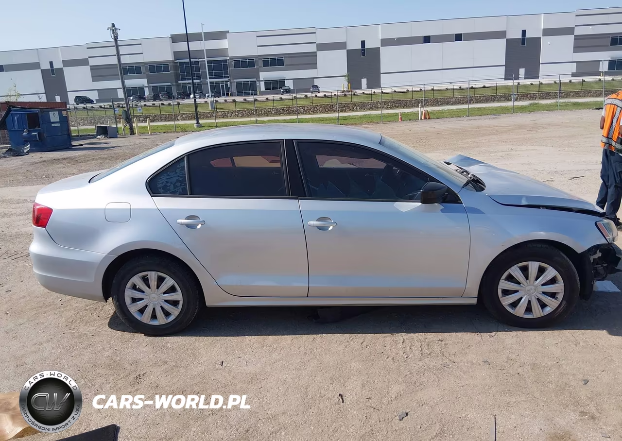 2011 Volkswagen Jetta 2.0L S VIN:3VW2K7AJ1BM337132 - 12