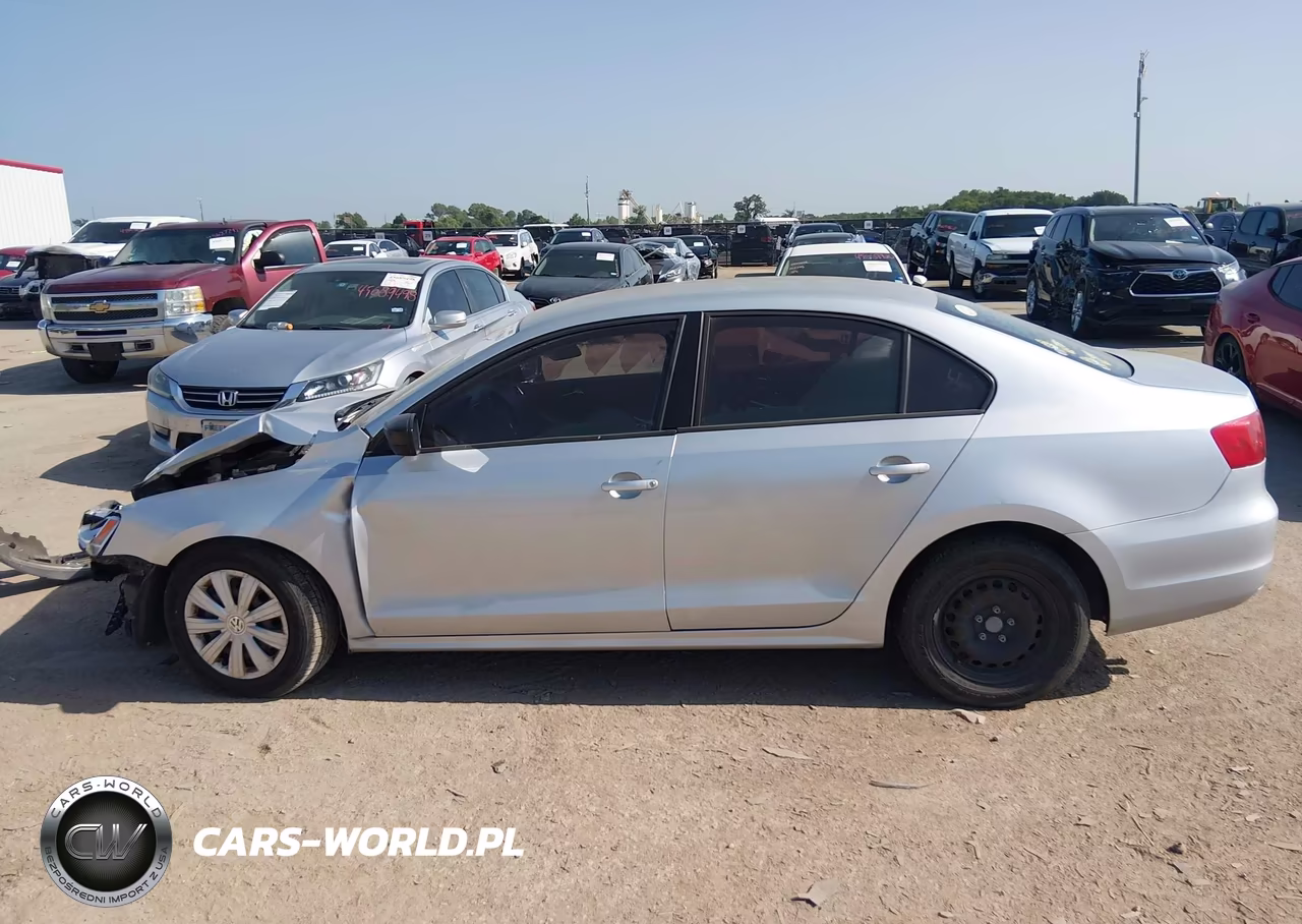 2011 Volkswagen Jetta 2.0L S VIN:3VW2K7AJ1BM337132 - 13