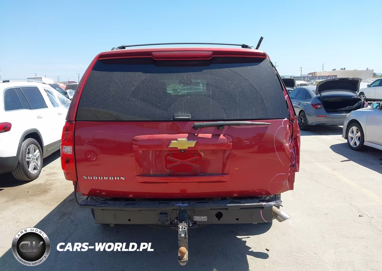 2014 Chevrolet Suburban Lt VIN:1GNSCJE09ER158023 - 17