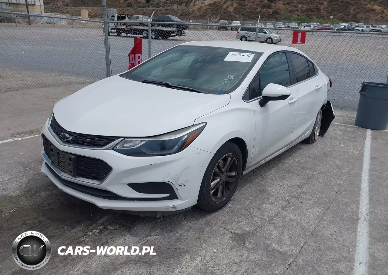 2018 Chevrolet Cruze Lt Auto VIN:1G1BE5SM7J7179162 - 2