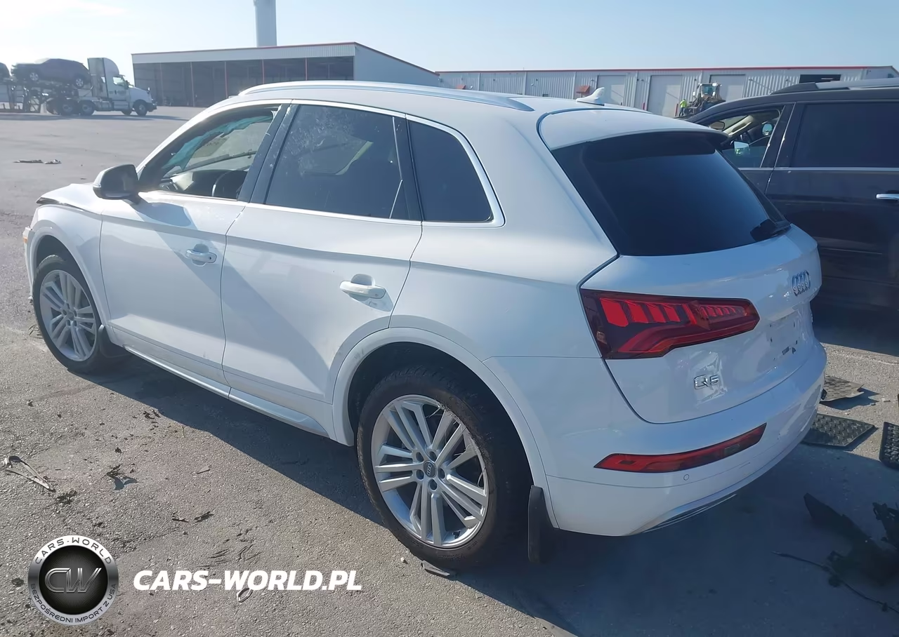 2018 Audi Q5 2.0T Premium-2.0T Tech Premium VIN:WA1CNAFY6J2227663 - 3