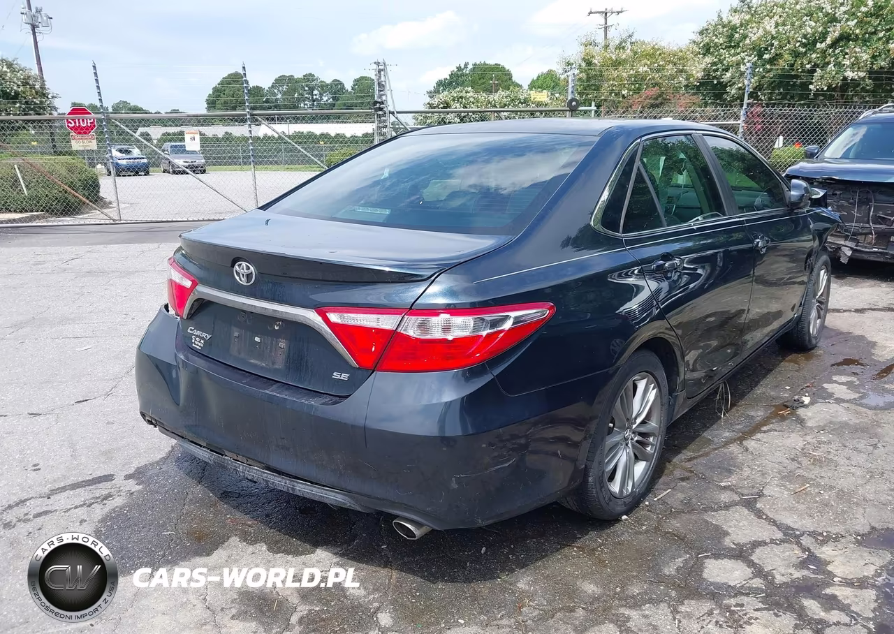 2017 Toyota Camry Se VIN:4T1BF1FK6HU369791 - 4