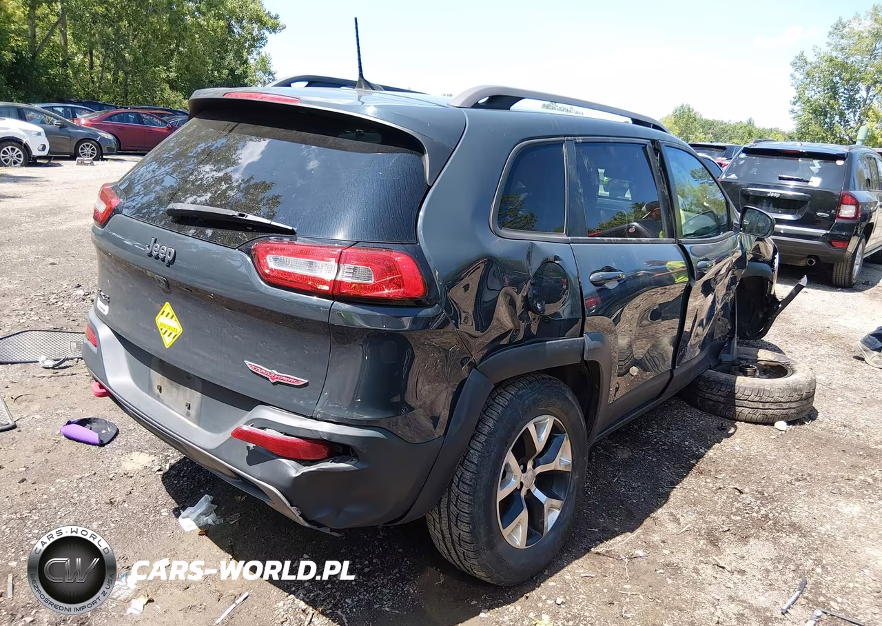 2017 Jeep Cherokee Trailhawk VIN:1C4PJMBS6HW510170 - 4
