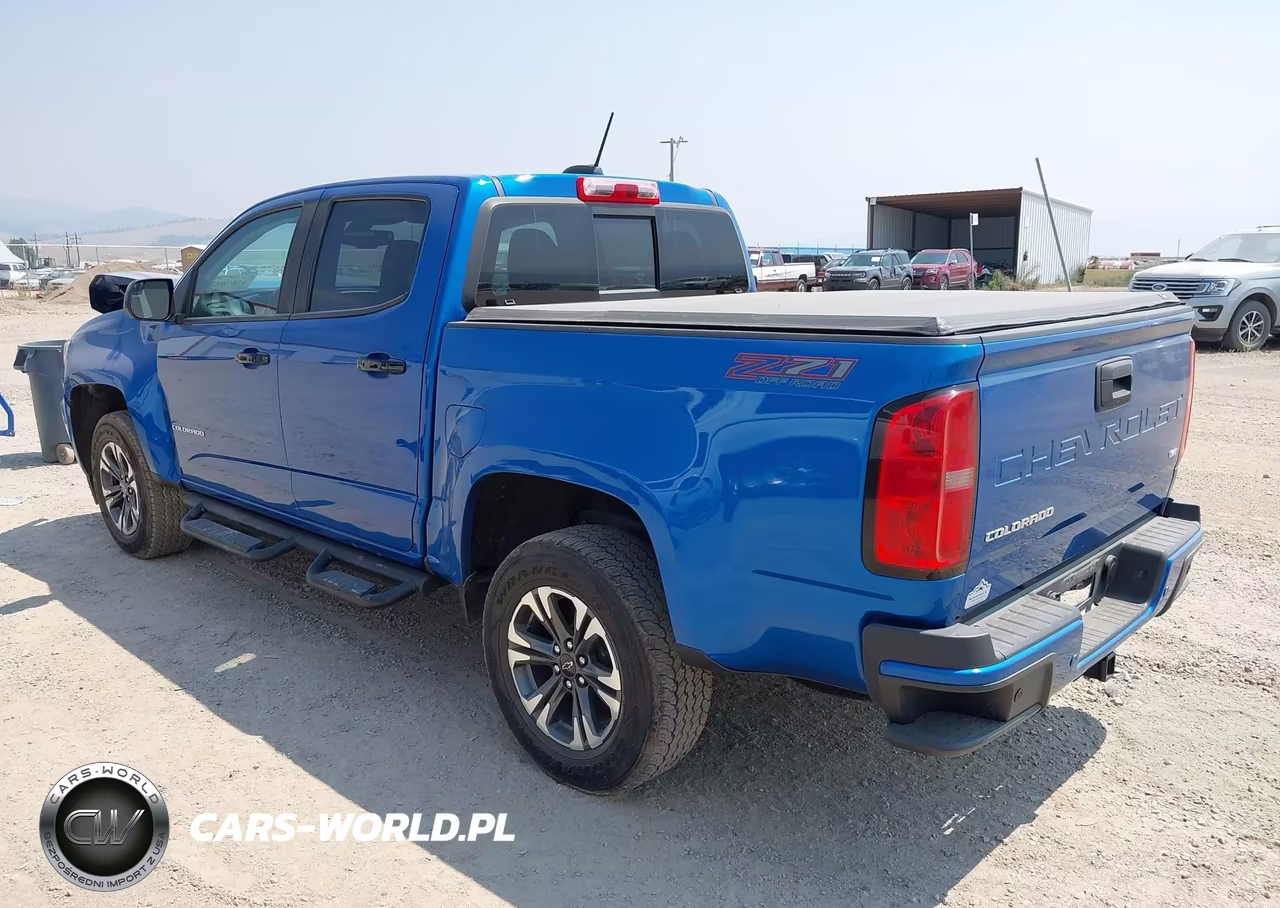 2021 Chevrolet Colorado Z71 VIN:1GCGTDEN3M1295466 - 3