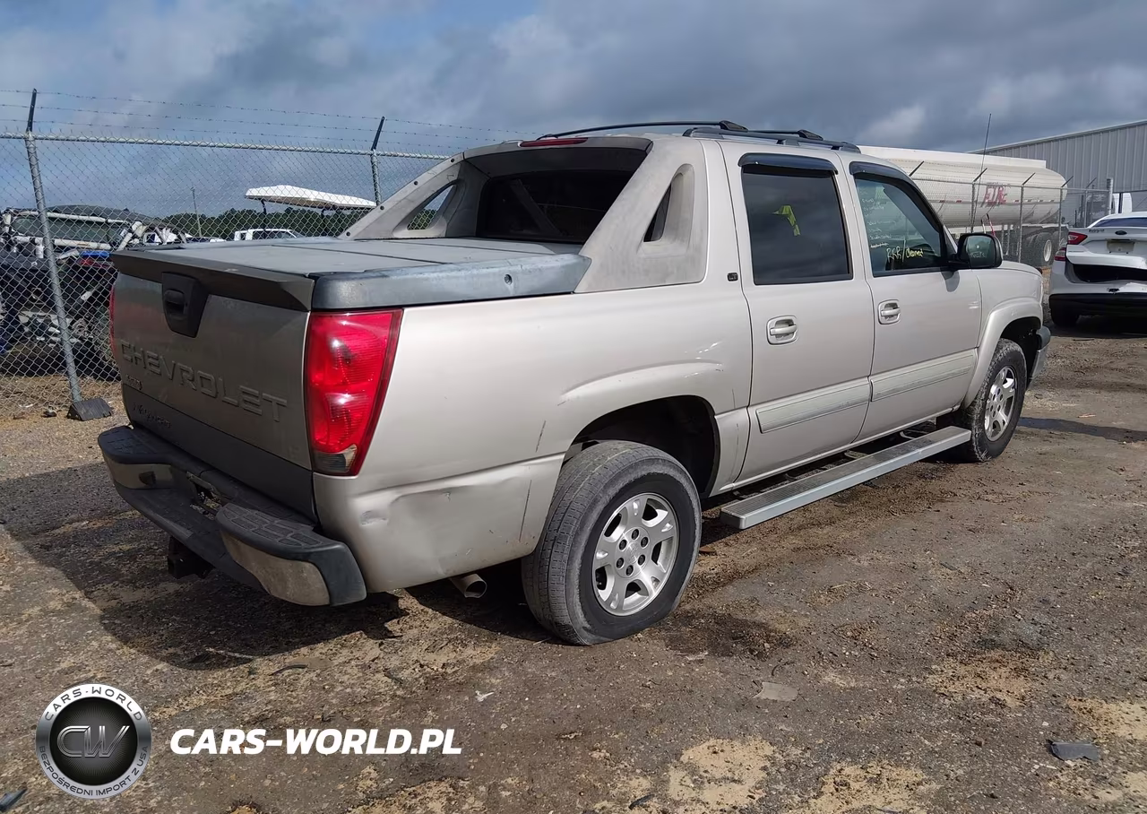 2006 Chevrolet Avalanche 1500 Z66 VIN:3GNEC12Z56G113517 - 4