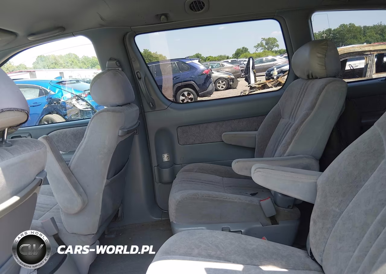 2000 Toyota Sienna Le VIN:4T3ZF13C8YU302340 - 8