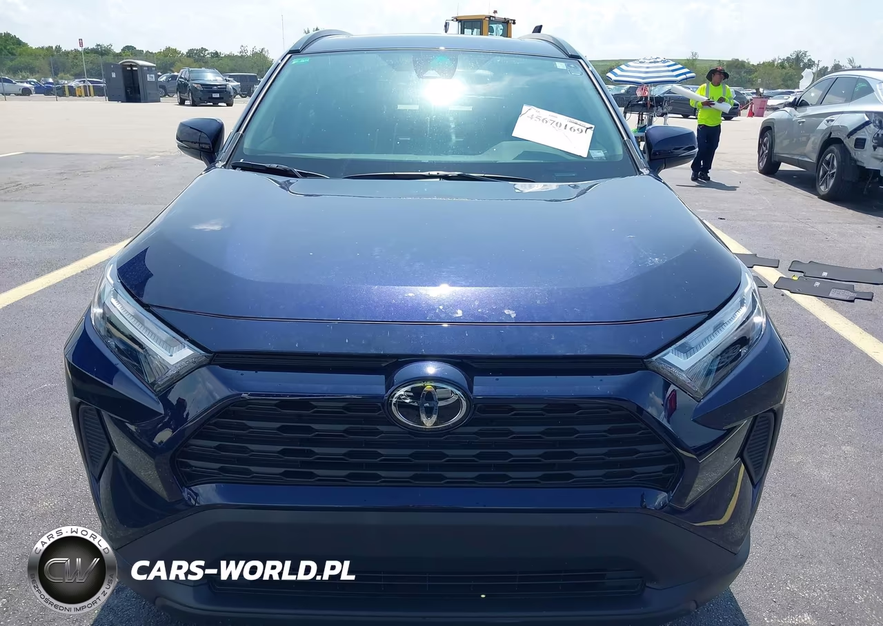 2025 Toyota Rav4 Xle VIN:2T3W1RFV8SW437824 - 12