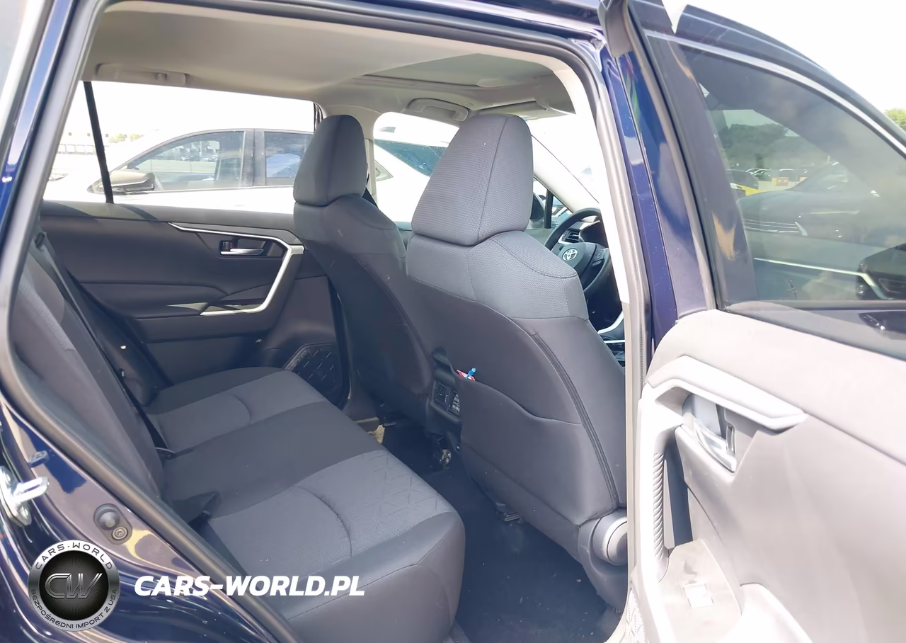 2025 Toyota Rav4 Xle VIN:2T3W1RFV8SW437824 - 8