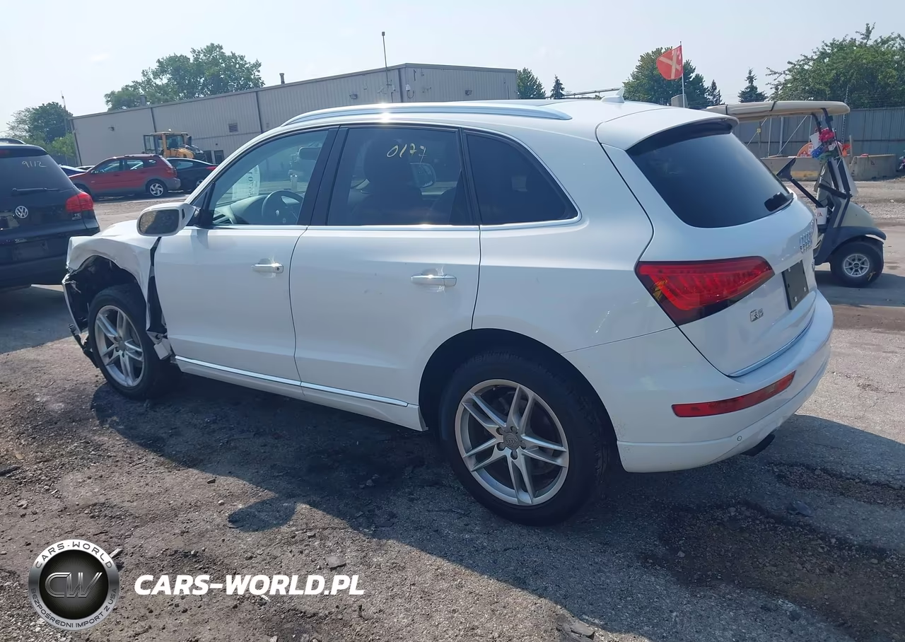 2016 Audi Q5 2.0T Premium VIN:WA1L2AFP3GA042307 - 3