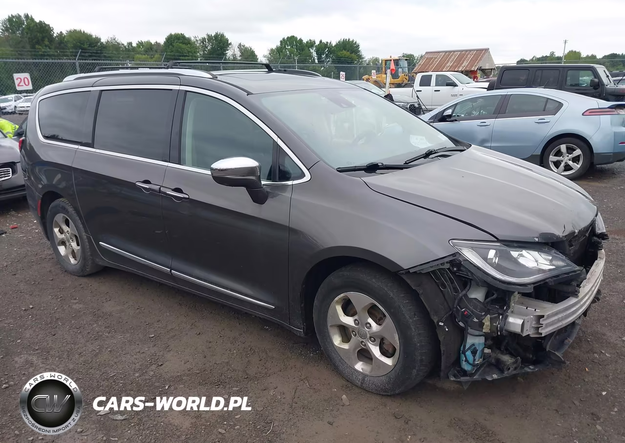2018 Chrysler Pacifica Hybrid Limited – zdjęcie 1 z 17