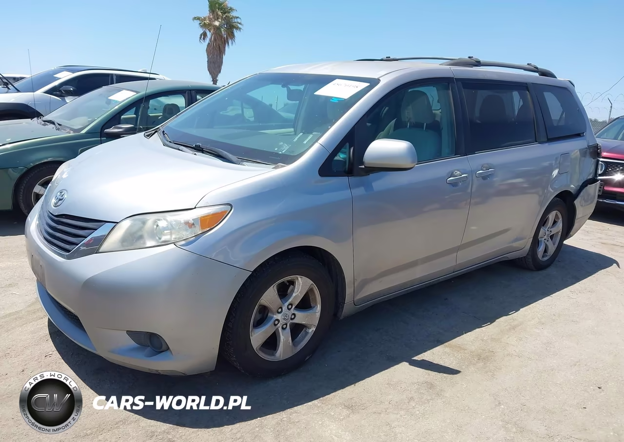 2011 Toyota Sienna Le V6 VIN:5TDKK3DC4BS169396 - 2