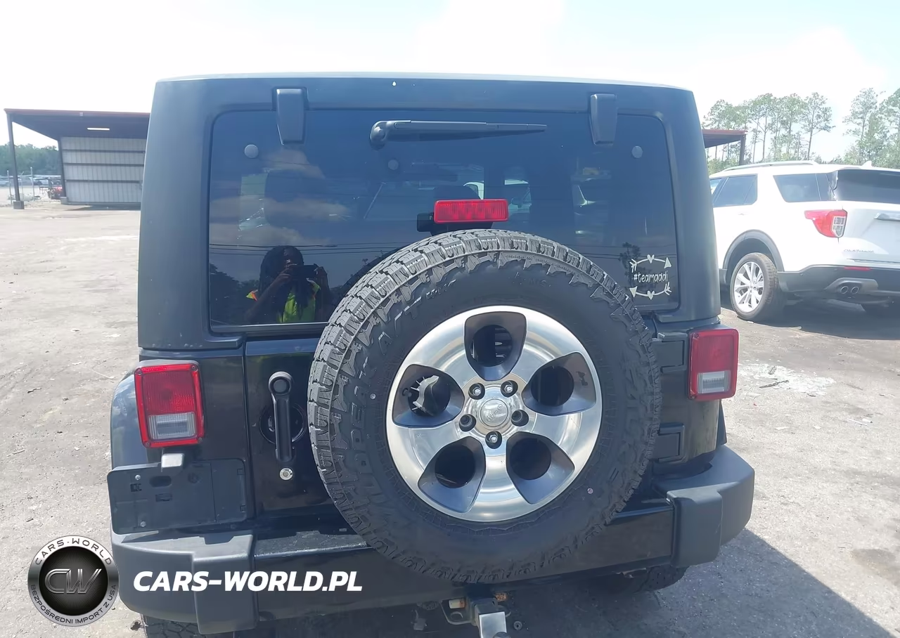 2016 Jeep Wrangler Sahara VIN:1C4AJWBG9GL146016 - 16