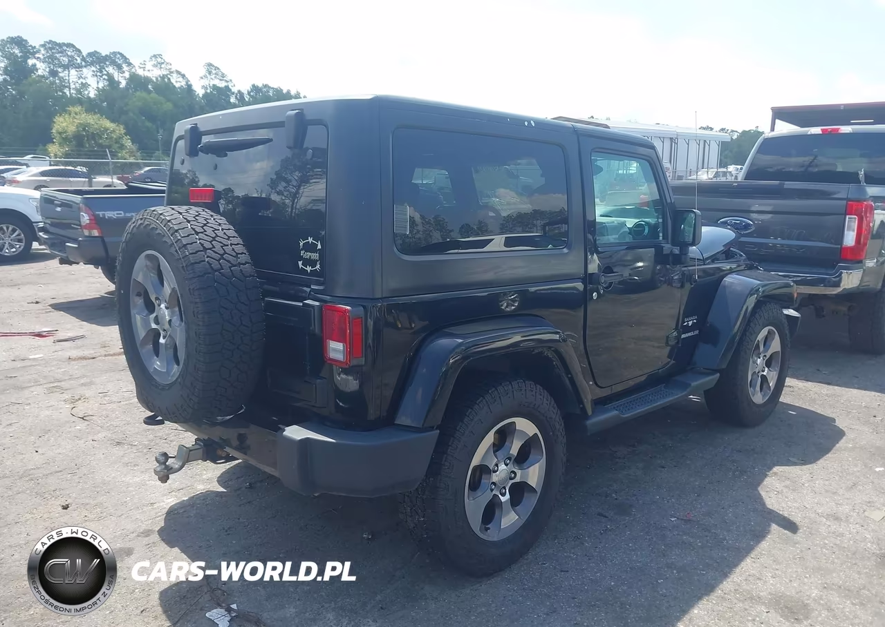 2016 Jeep Wrangler Sahara VIN:1C4AJWBG9GL146016 - 4