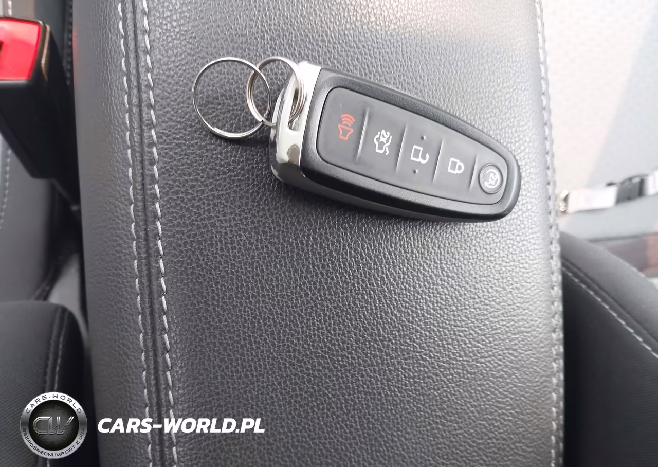 2019 Ford Escape Se VIN:1FMCU9GDXKUC11888 - 11