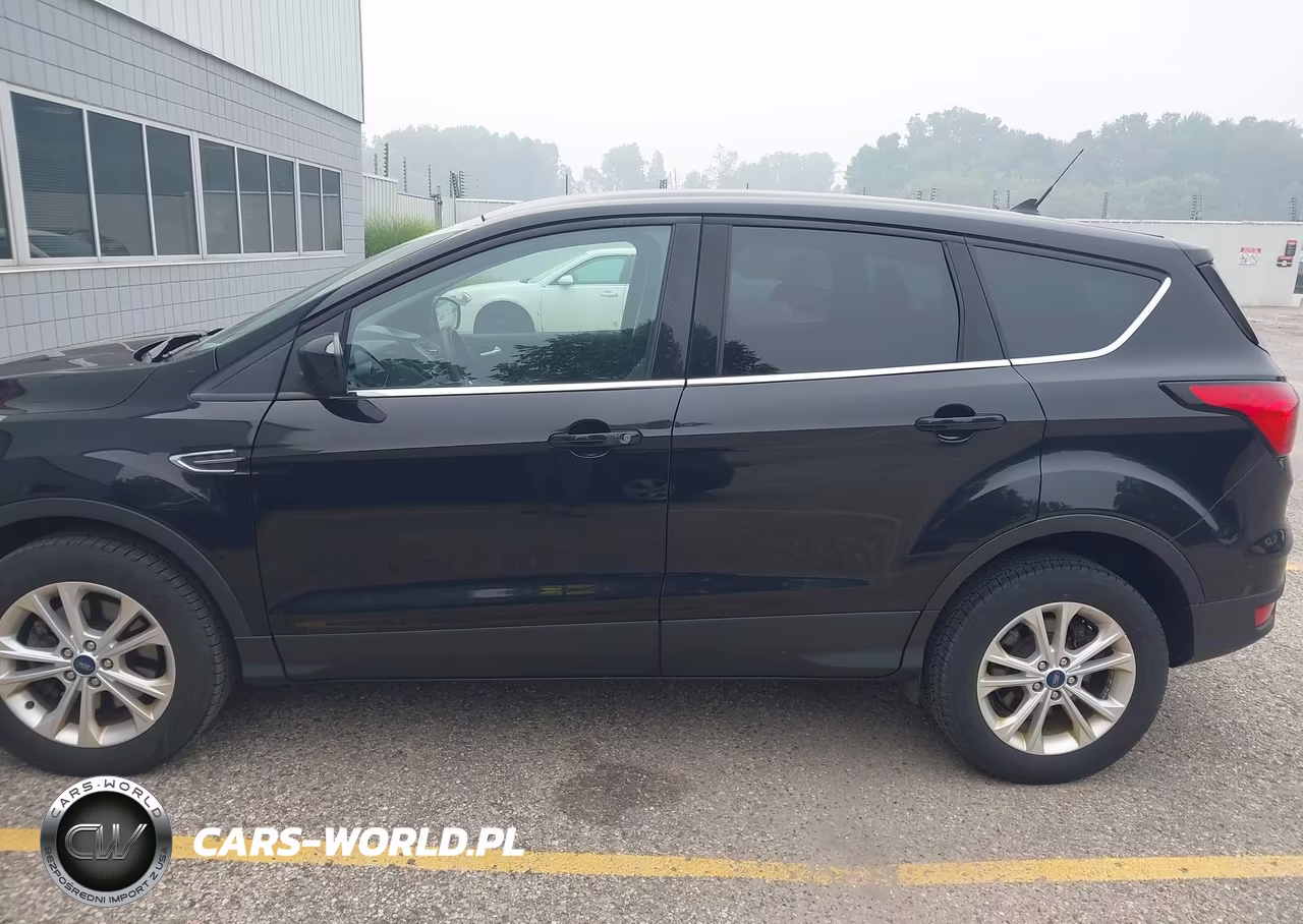 2019 Ford Escape Se VIN:1FMCU9GDXKUC11888 - 19