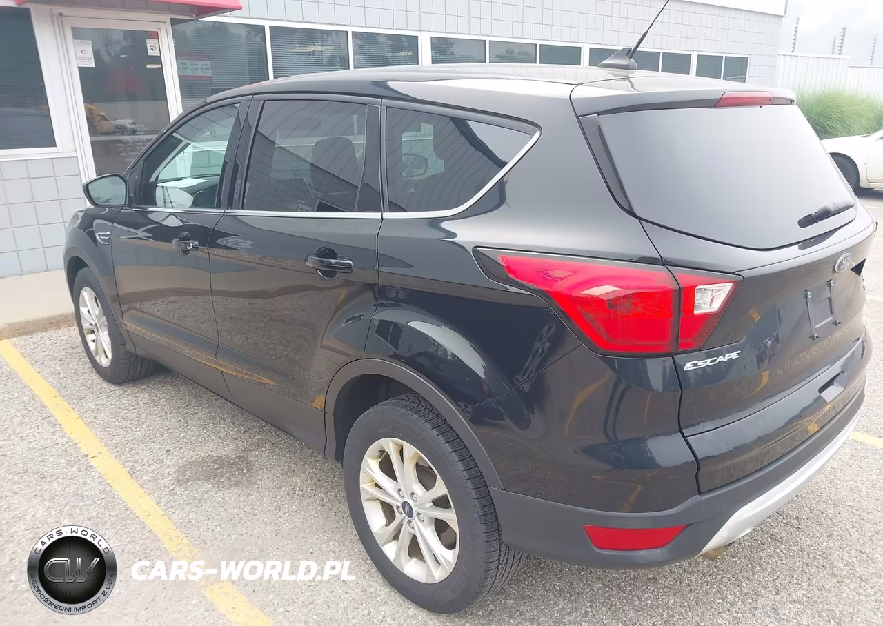 2019 Ford Escape Se VIN:1FMCU9GDXKUC11888 - 3