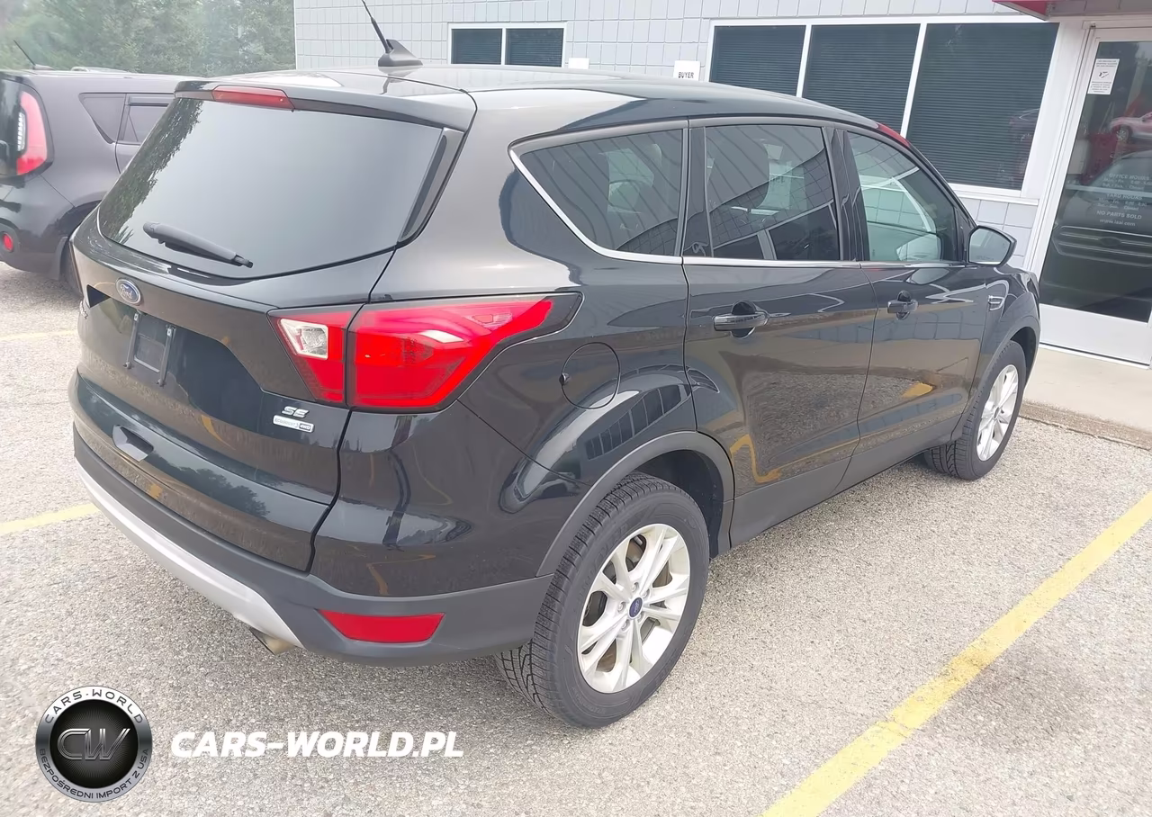 2019 Ford Escape Se VIN:1FMCU9GDXKUC11888 - 4