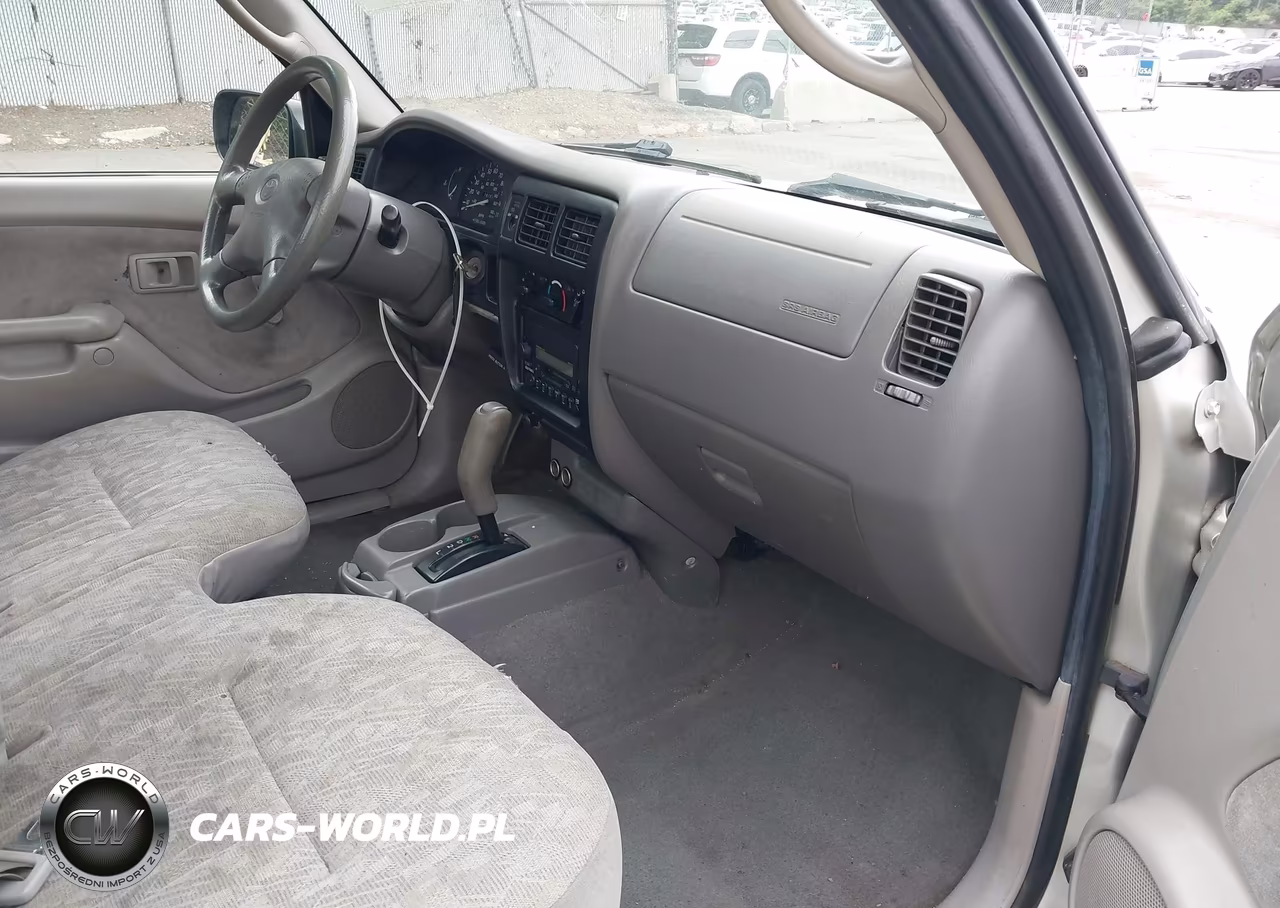 2004 Toyota Tacoma VIN:5TENL42N44Z342117 - 5