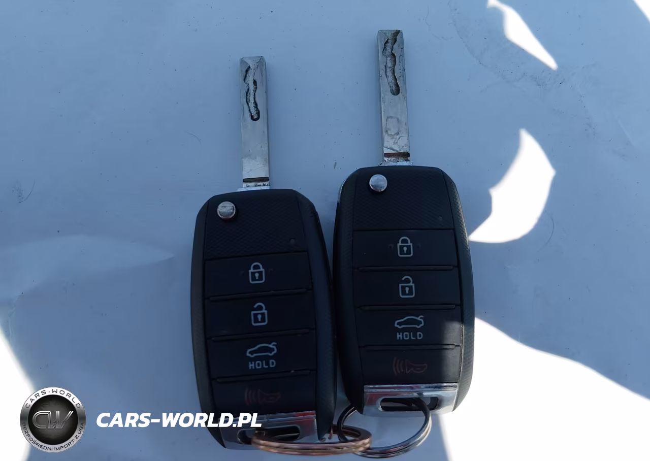 2020 Kia Optima Lx VIN:5XXGT4L37LG399768 - 11