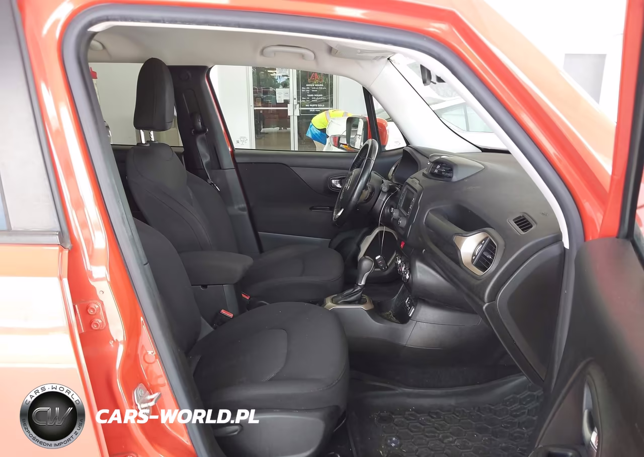 2016 Jeep Renegade Latitude VIN:ZACCJABT7GPC54848 - 5