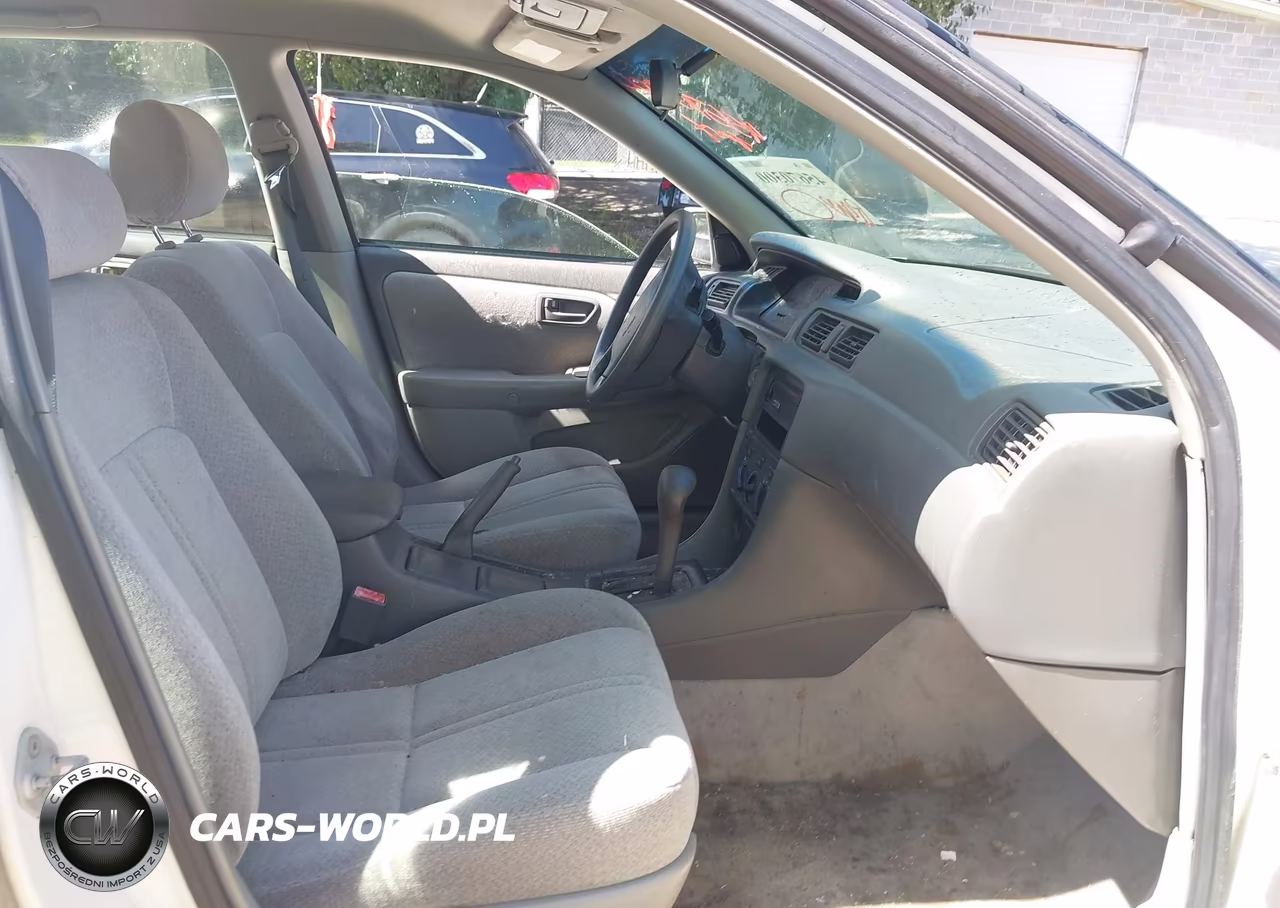 2000 Toyota Camry Le VIN:4T1BG22K1YU944548 - 5