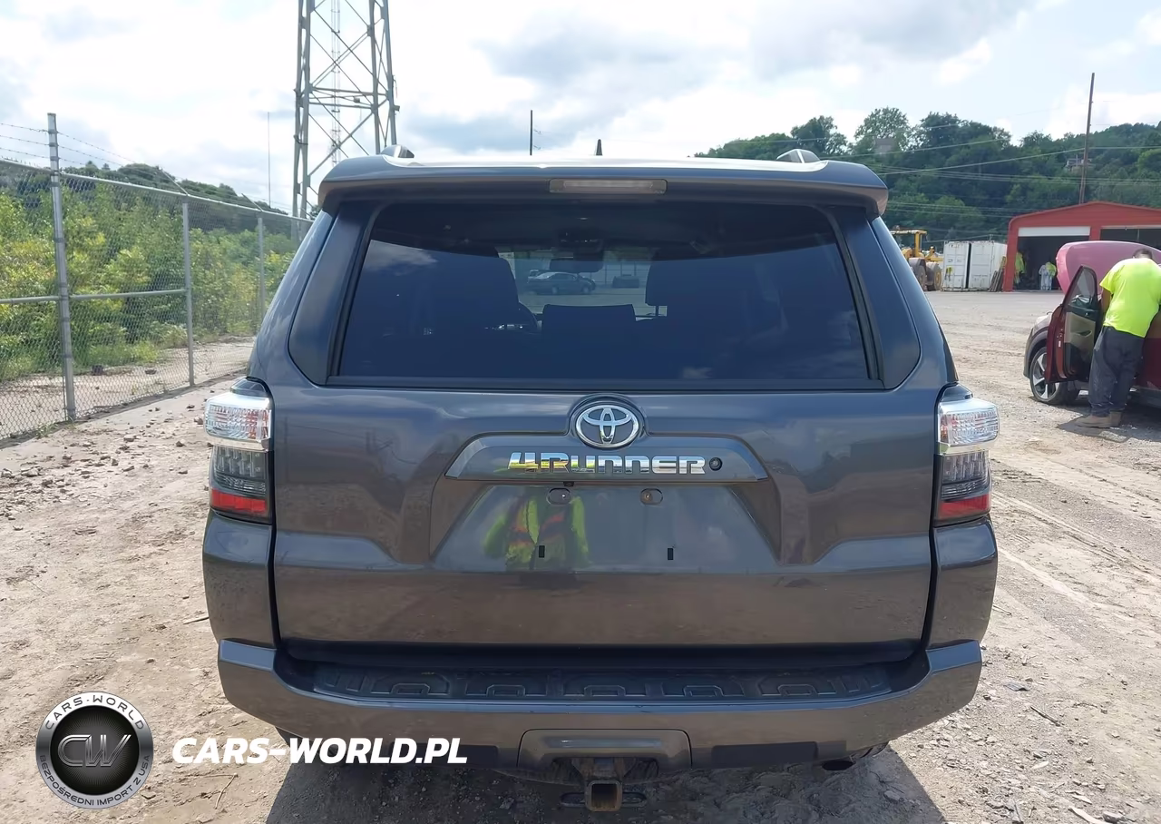 2020 Toyota 4Runner Sr5 VIN:JTEBU5JR1L5772842 - 17