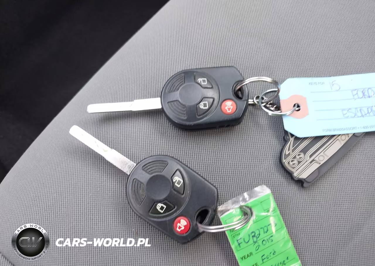 2015 Ford Escape Se VIN:1FMCU0G78FUB27273 - 11
