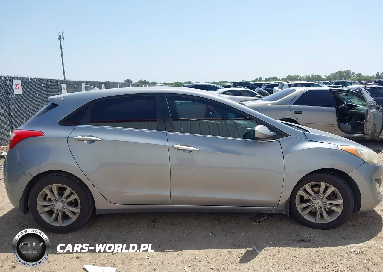 2013 Hyundai Elantra Gt VIN:KMHD35LE9DU030220 - 13