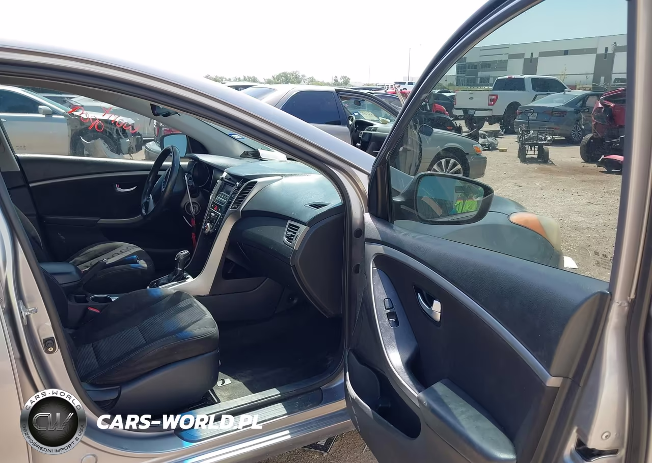 2013 Hyundai Elantra Gt VIN:KMHD35LE9DU030220 - 5