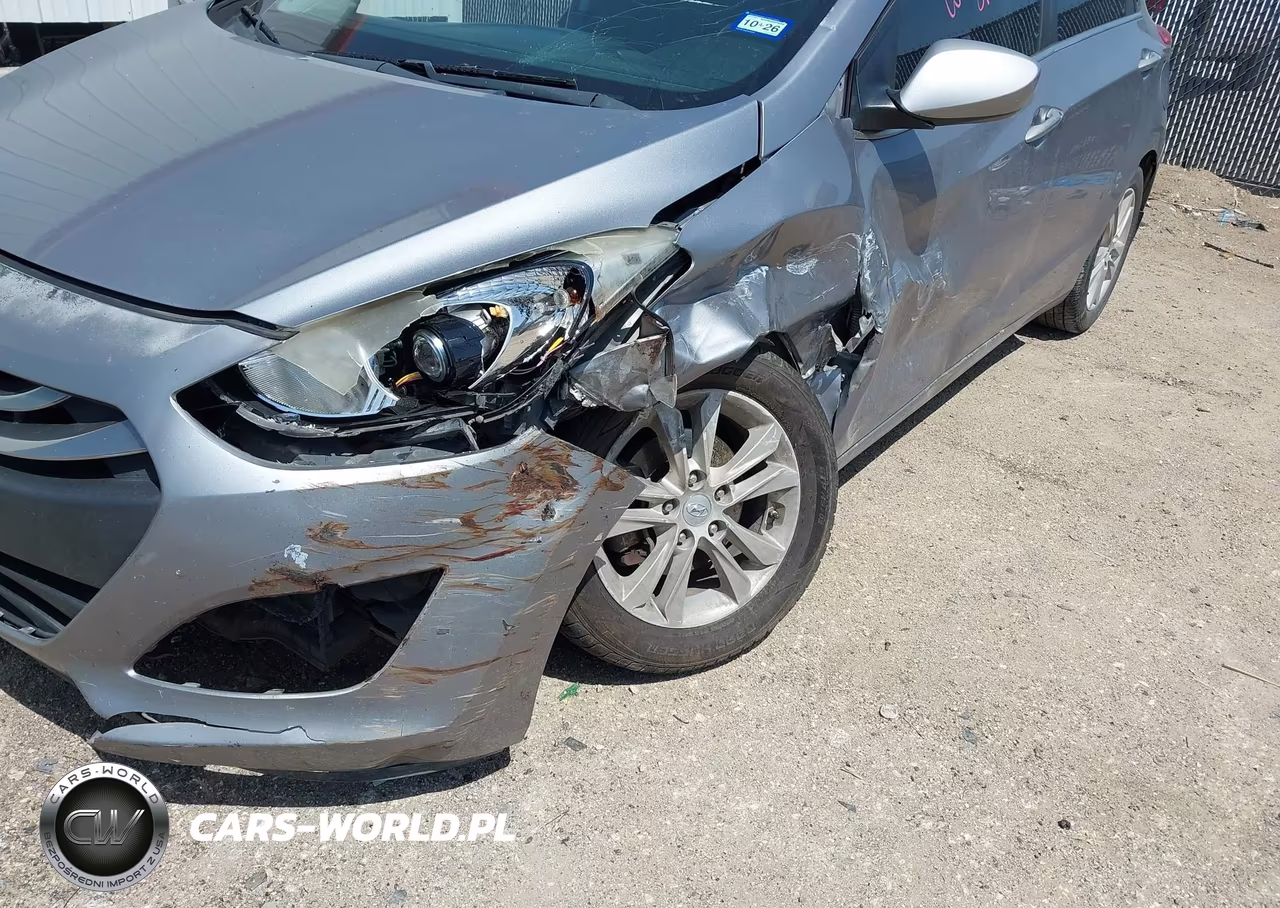 2013 Hyundai Elantra Gt VIN:KMHD35LE9DU030220 - 6