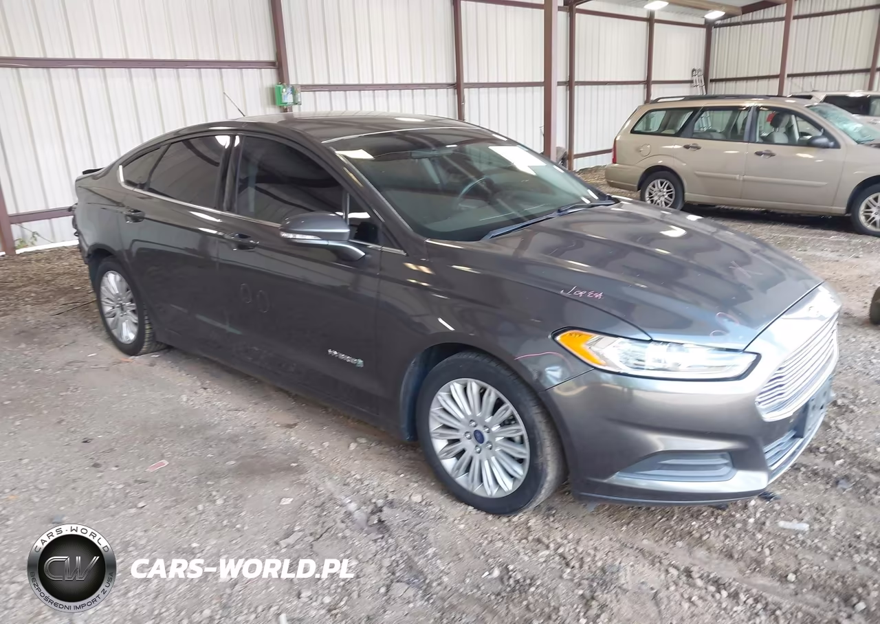 2016 Ford Fusion Hybrid Se – zdjęcie 1 z 11