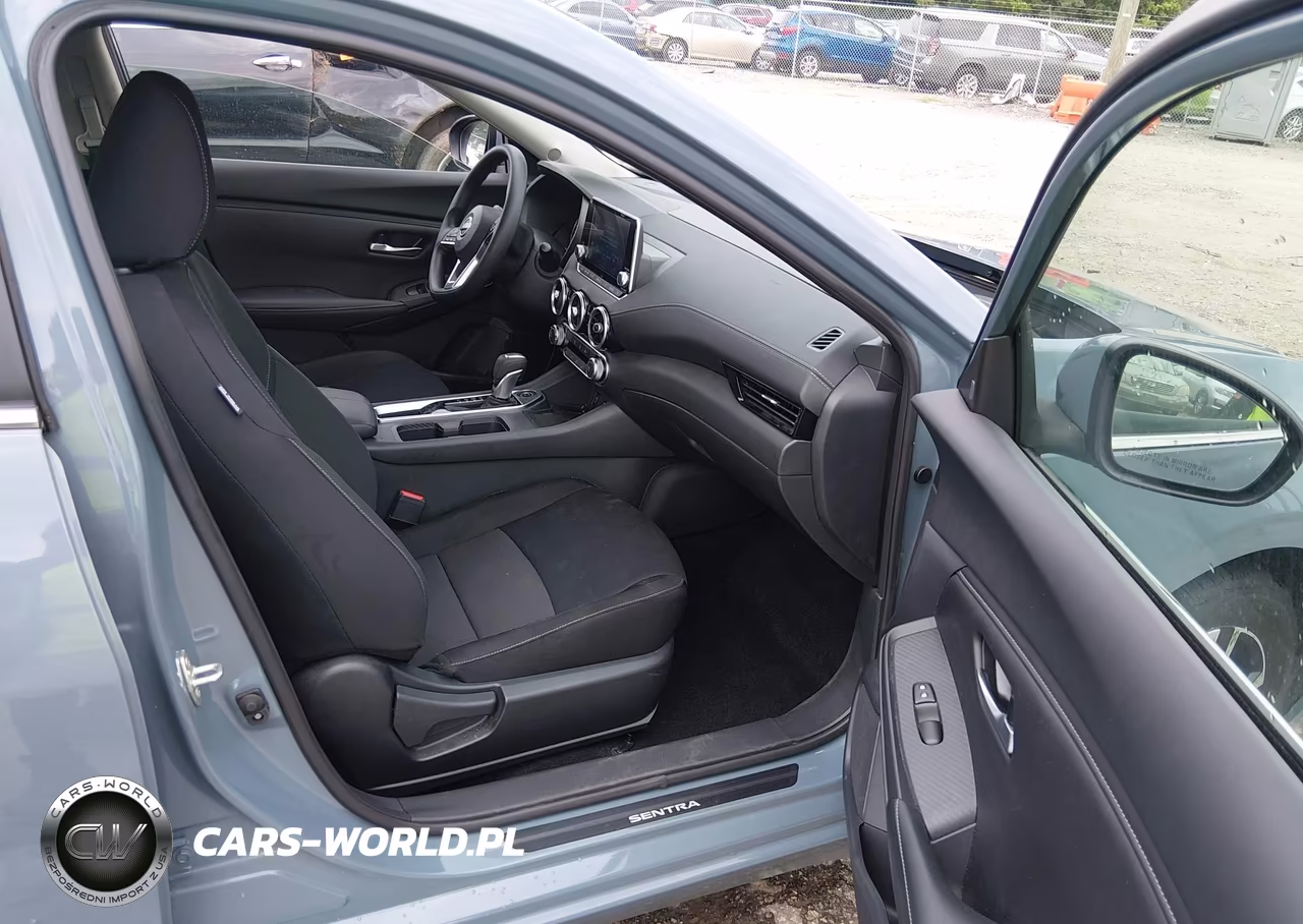 2025 Nissan Sentra Sv VIN:3N1AB8CV0SY246532 - 5