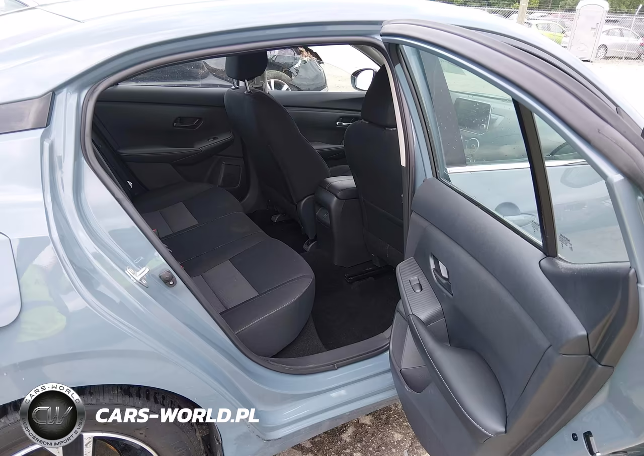 2025 Nissan Sentra Sv VIN:3N1AB8CV0SY246532 - 8