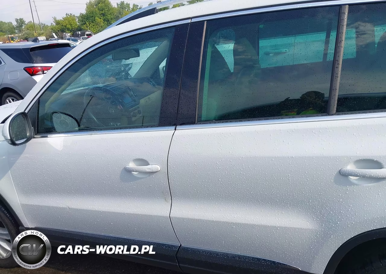 2016 Volkswagen Tiguan Se VIN:WVGBV7AX7GW551785 - 14