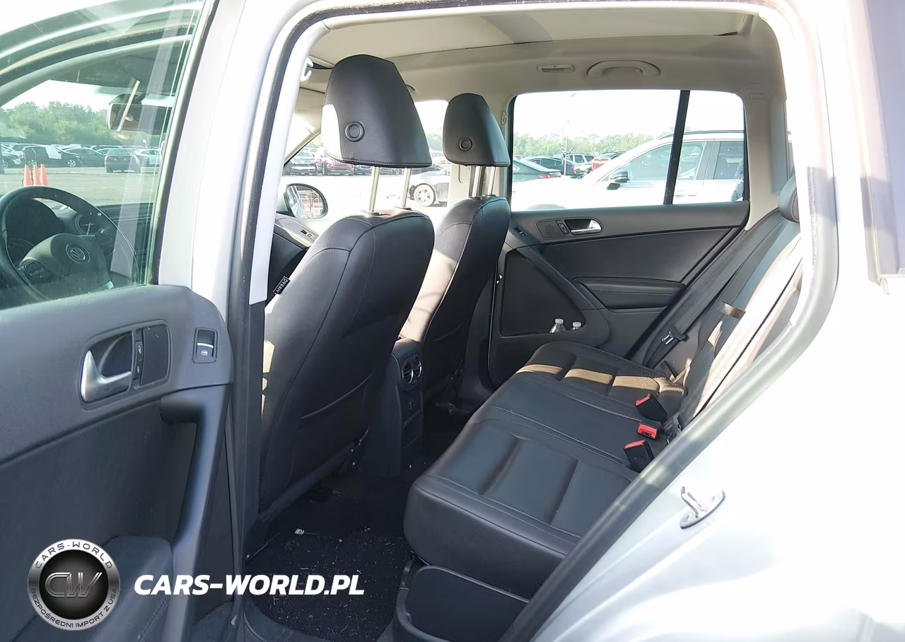 2017 Volkswagen Tiguan 2.0T Wolfsburg Edition VIN:WVGRV7AX5HW506148 - 8