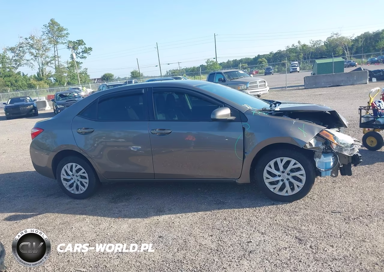 2019 Toyota Corolla Le VIN:5YFBURHE4KP877696 - 13