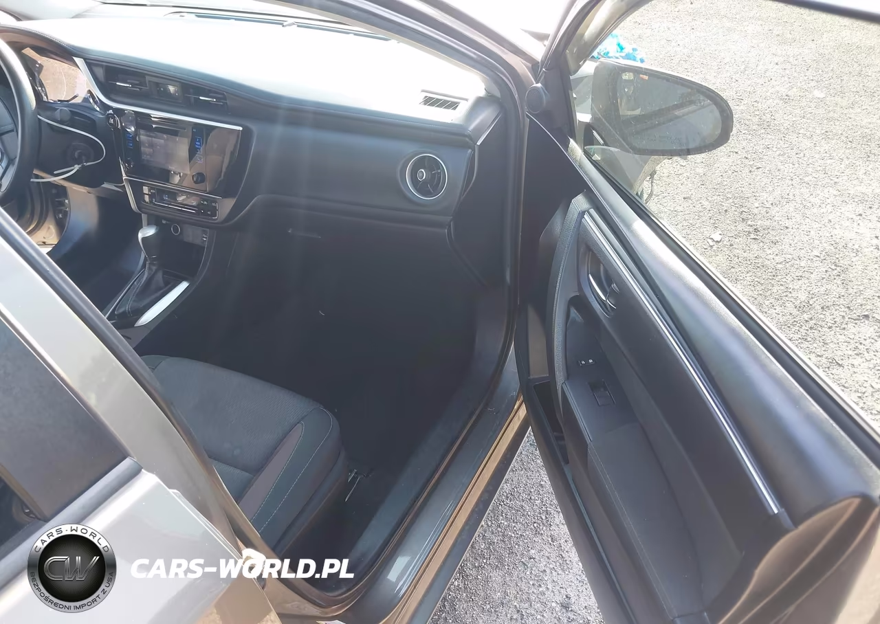 2019 Toyota Corolla Le VIN:5YFBURHE4KP877696 - 5
