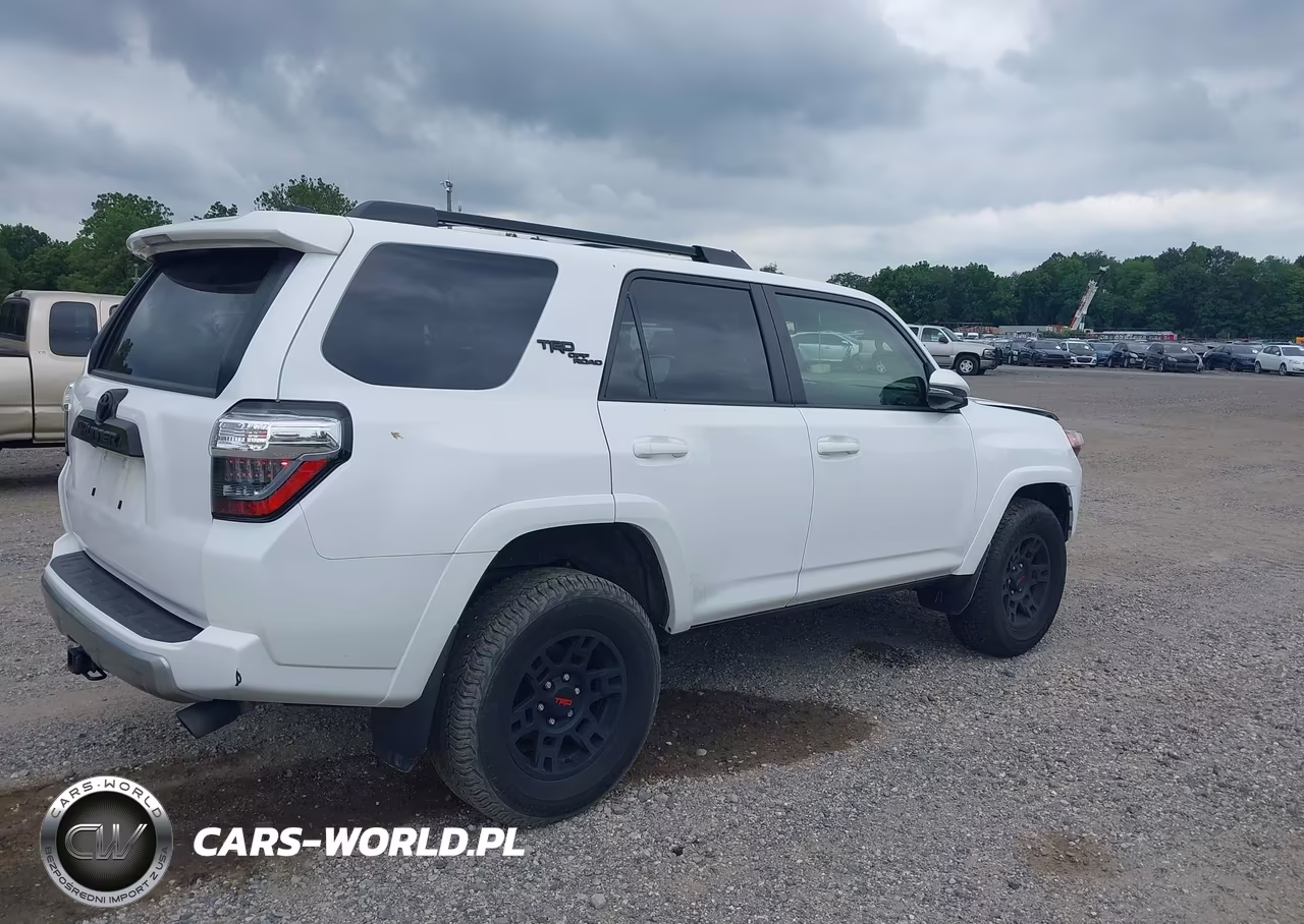 2024 Toyota 4Runner Trd Off Road Premium VIN:JTERU5JR8R6251568 - 4