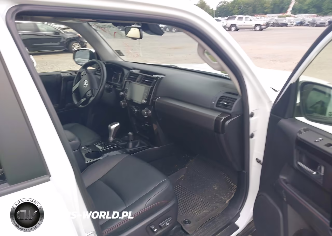 2024 Toyota 4Runner Trd Off Road Premium VIN:JTERU5JR8R6251568 - 5