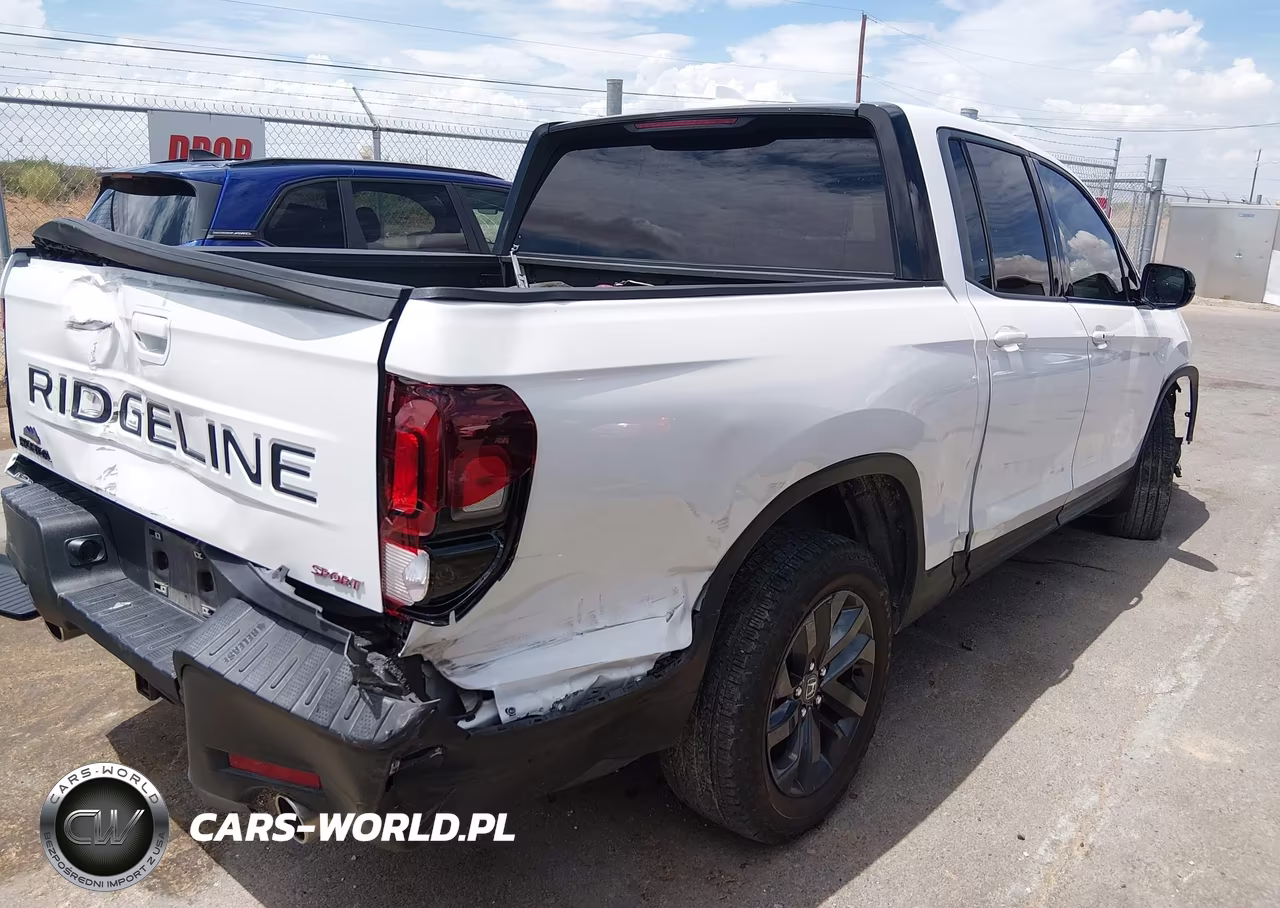 2025 Honda Ridgeline Sport VIN:5FPYK3F12SB019451 - 4