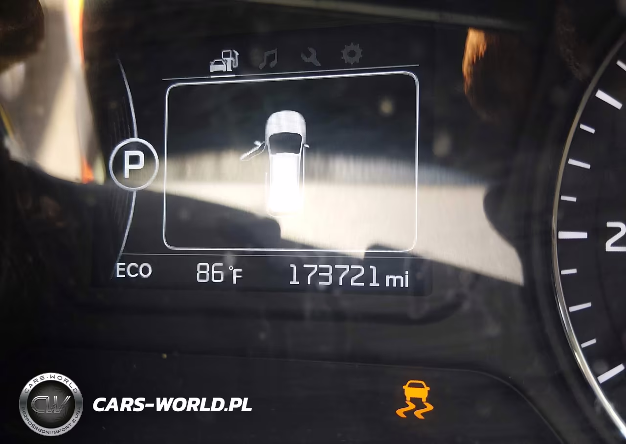 2017 Kia Sorento 2.4L Lx VIN:5XYPG4A32HG322266 - 15