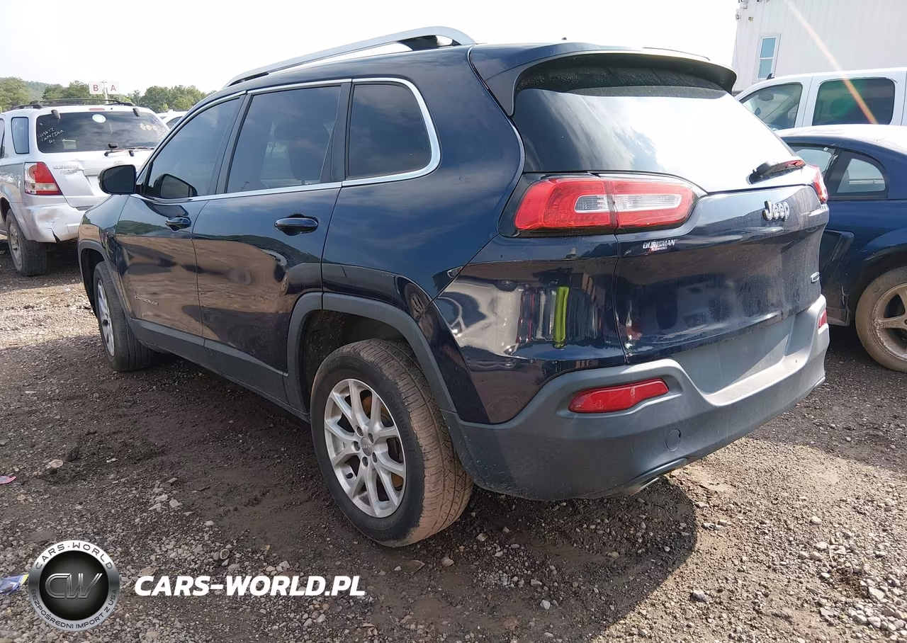 2014 Jeep Cherokee Latitude VIN:1C4PJLCS9EW273694 - 3