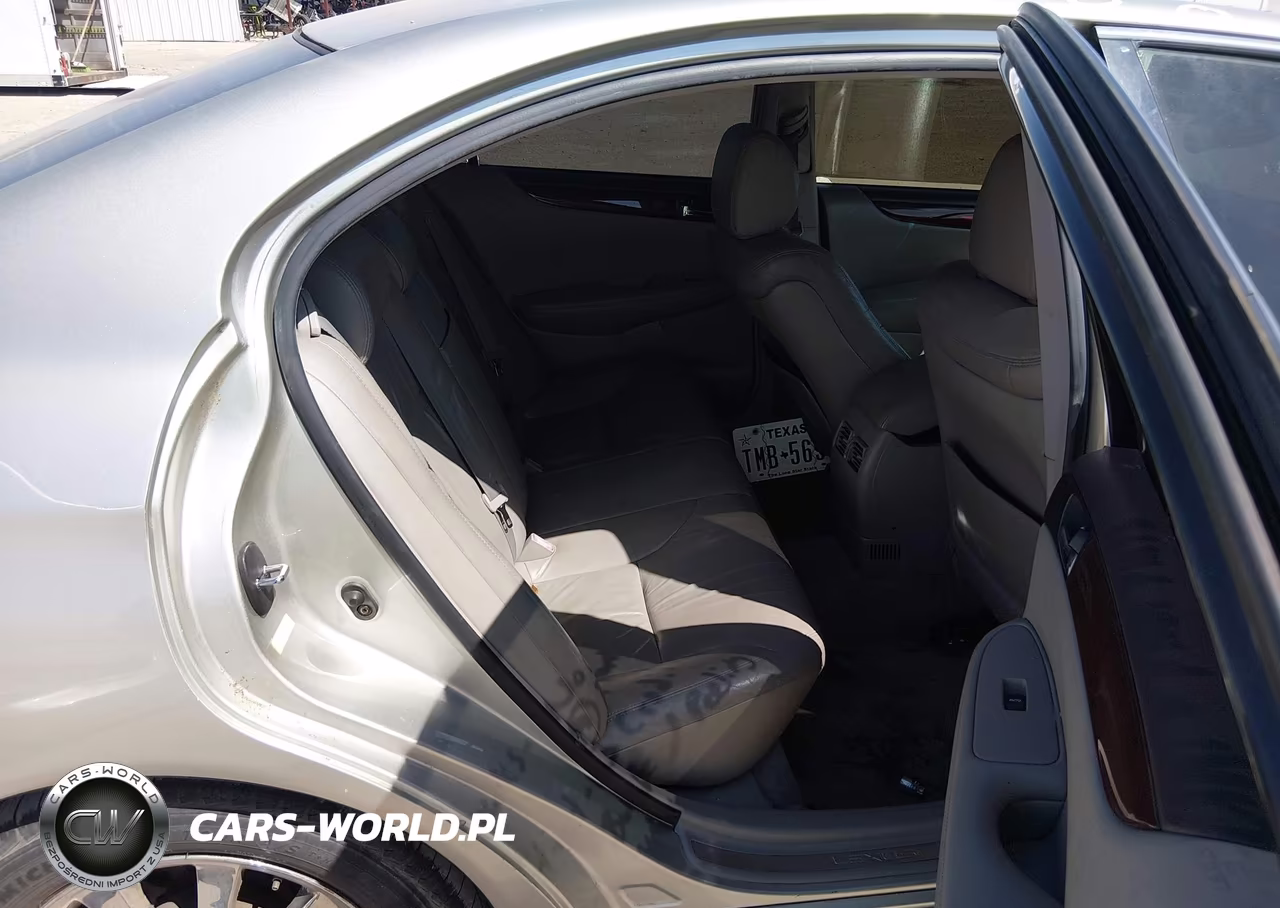 2003 Lexus Es 300 VIN:JTHBF30GX36000111 - 8