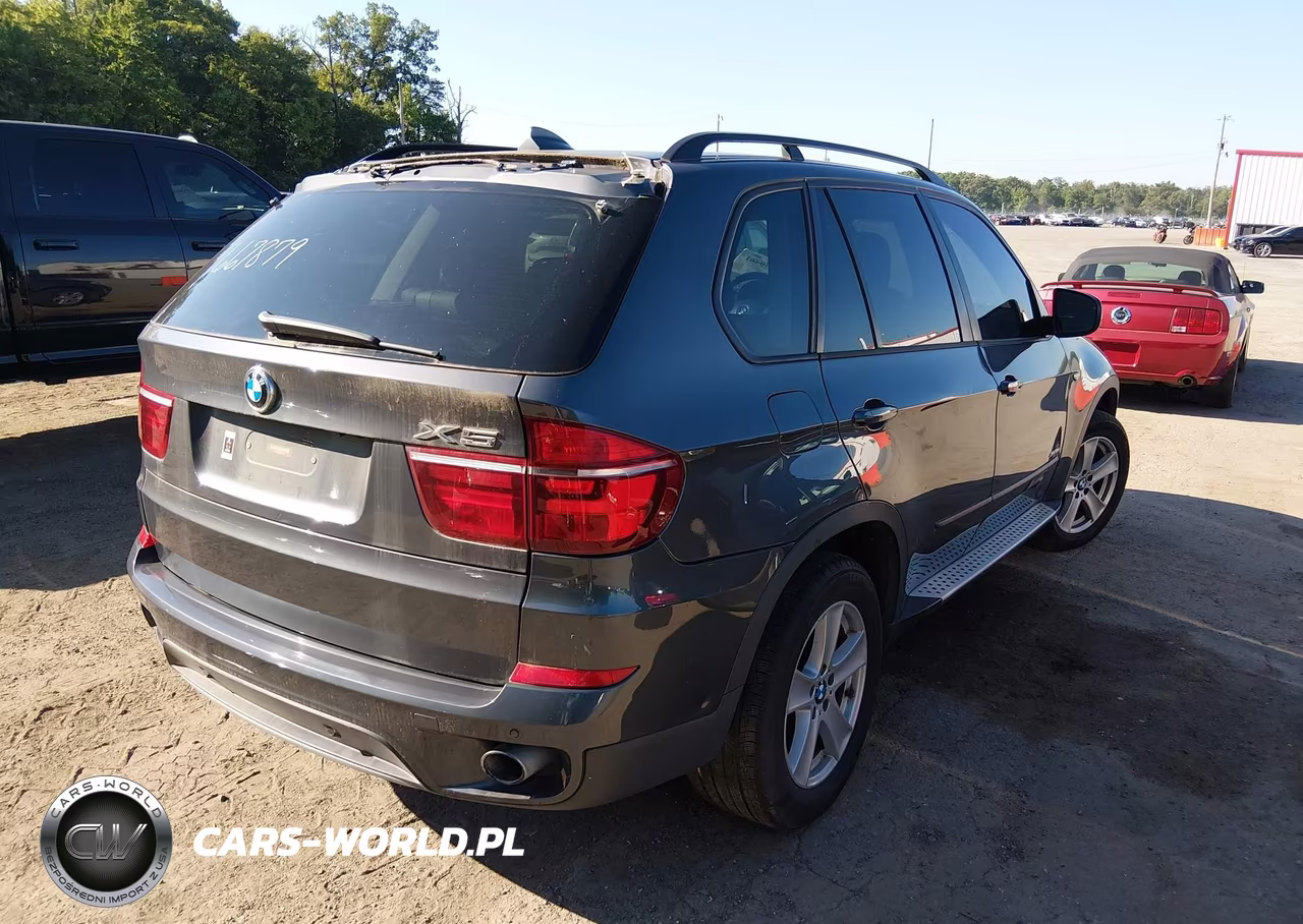 2012 BMW X5 xDrive35D VIN:5UXZW0C58CL667879 - 4
