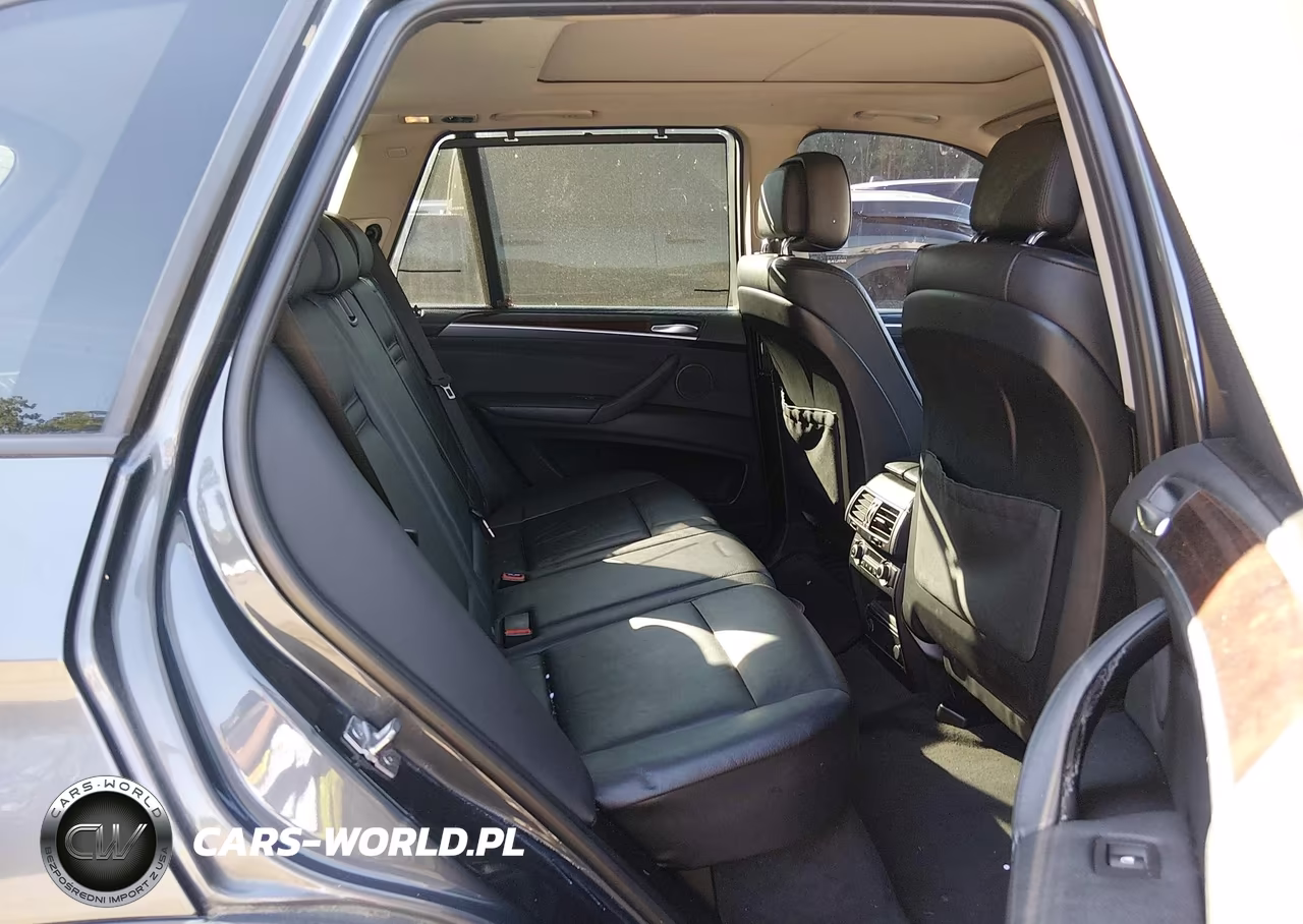 2012 BMW X5 xDrive35D VIN:5UXZW0C58CL667879 - 8