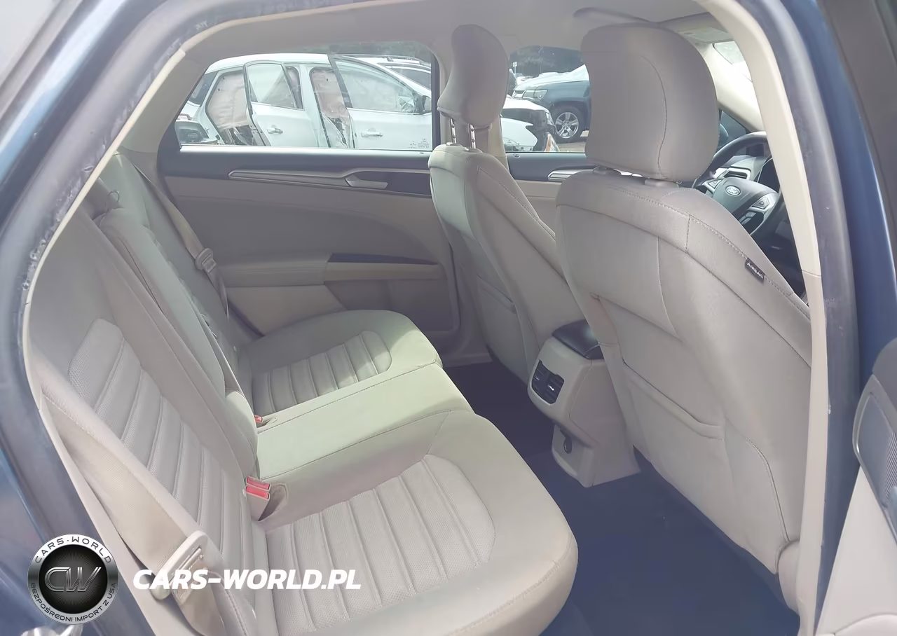 2019 Ford Fusion Se VIN:3FA6P0HD6KR111688 - 8