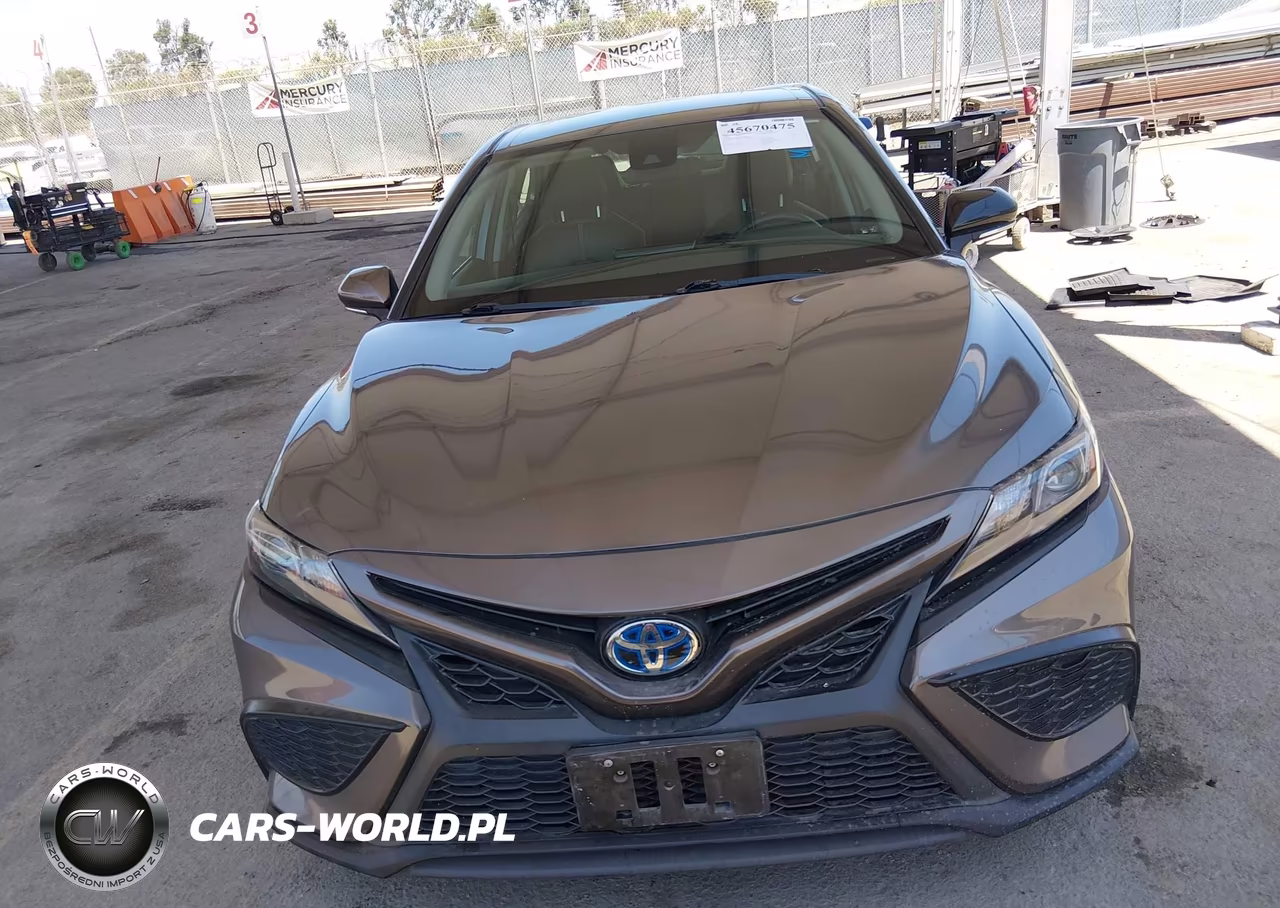 2024 Toyota Camry Hybrid Se VIN:4T1G31AKXRU070876 - 13