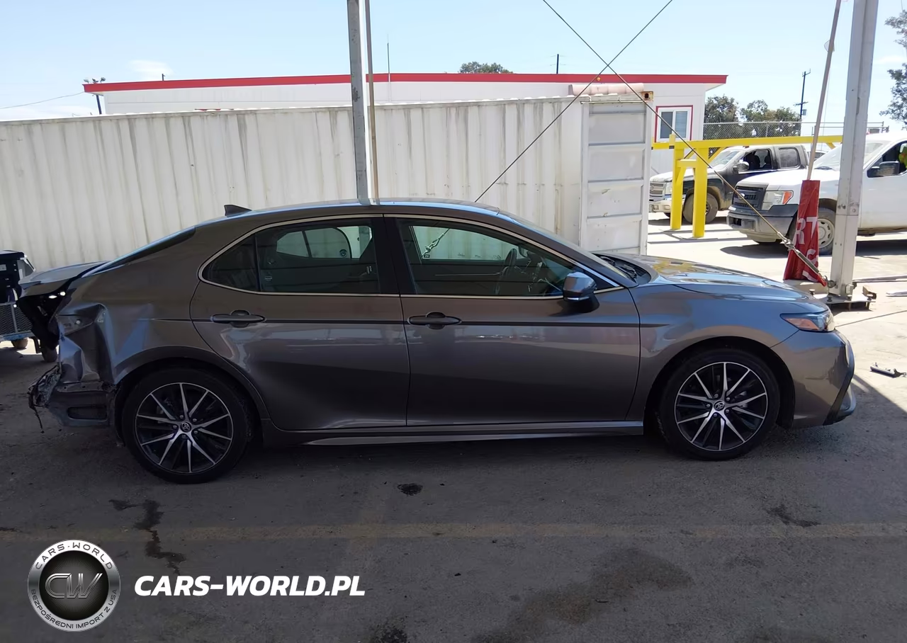 2024 Toyota Camry Hybrid Se VIN:4T1G31AKXRU070876 - 14