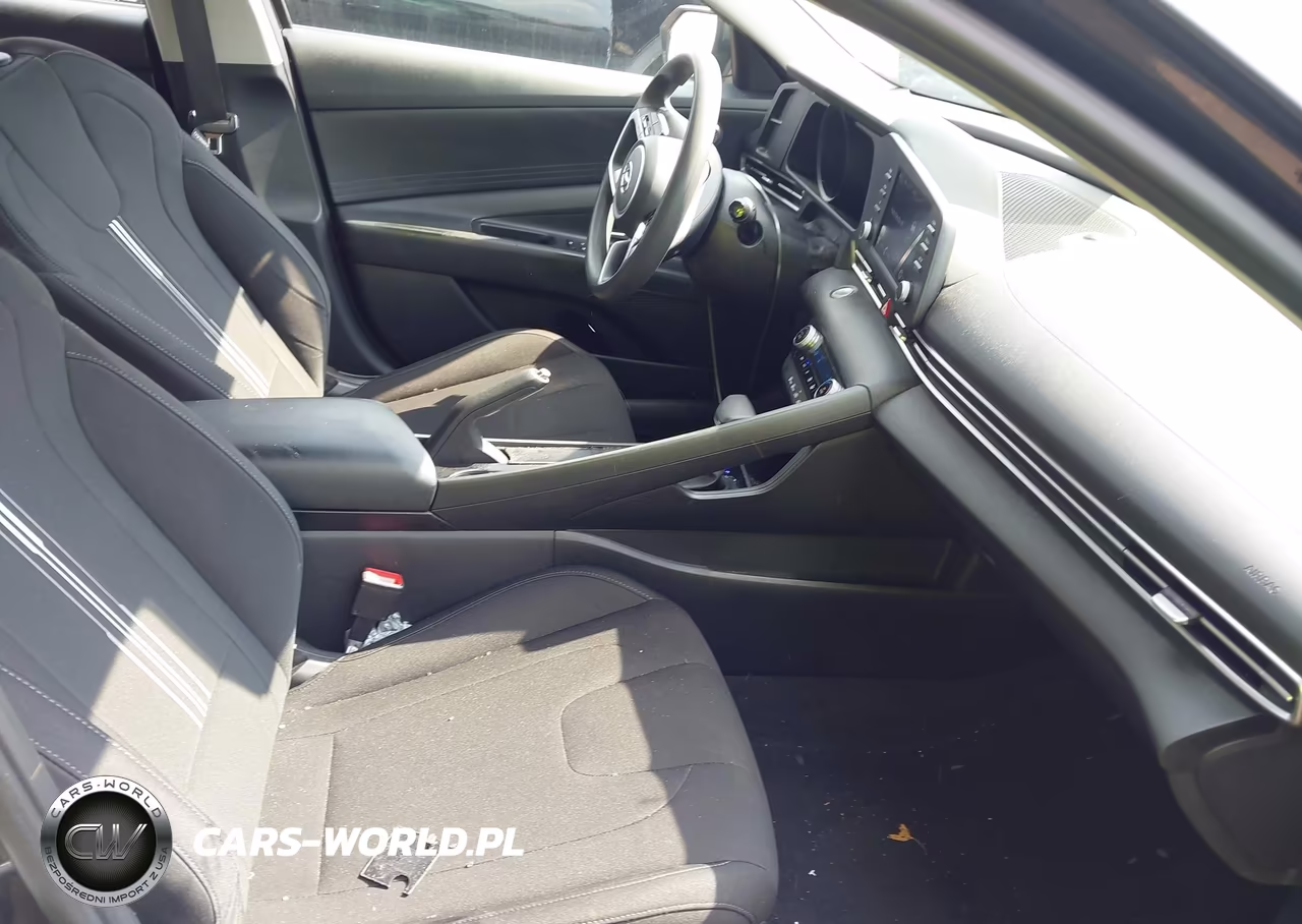 2023 Hyundai Elantra Sel VIN:5NPLM4AG8PH110358 - 5
